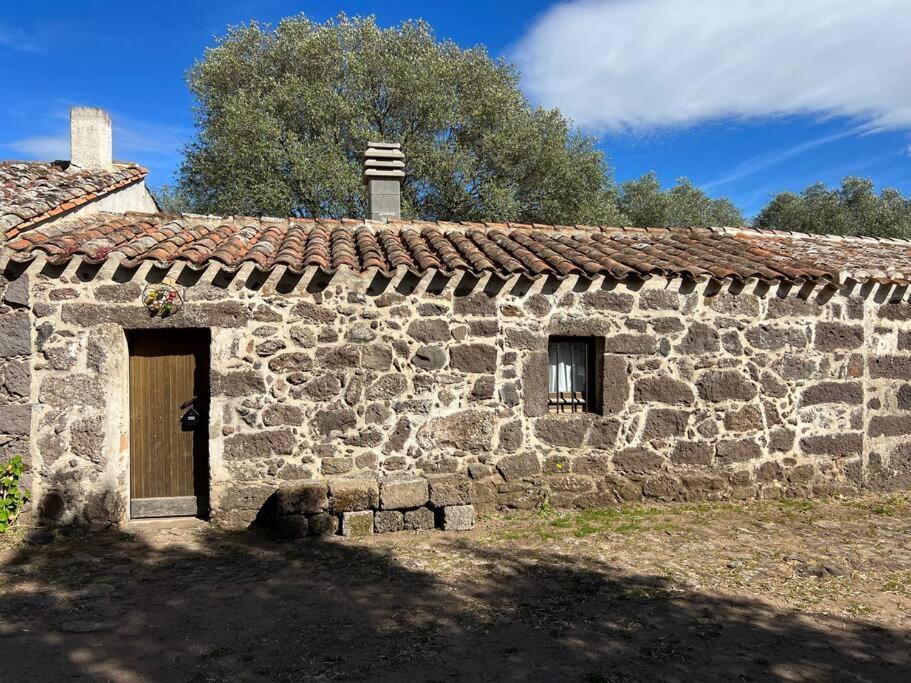 Muristene Pozzo Santa Cristina Paulilatino Экстерьер фото